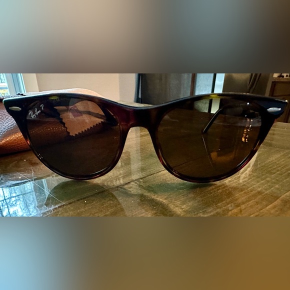 Polarized Ray Bans - Picture 2 of 4
